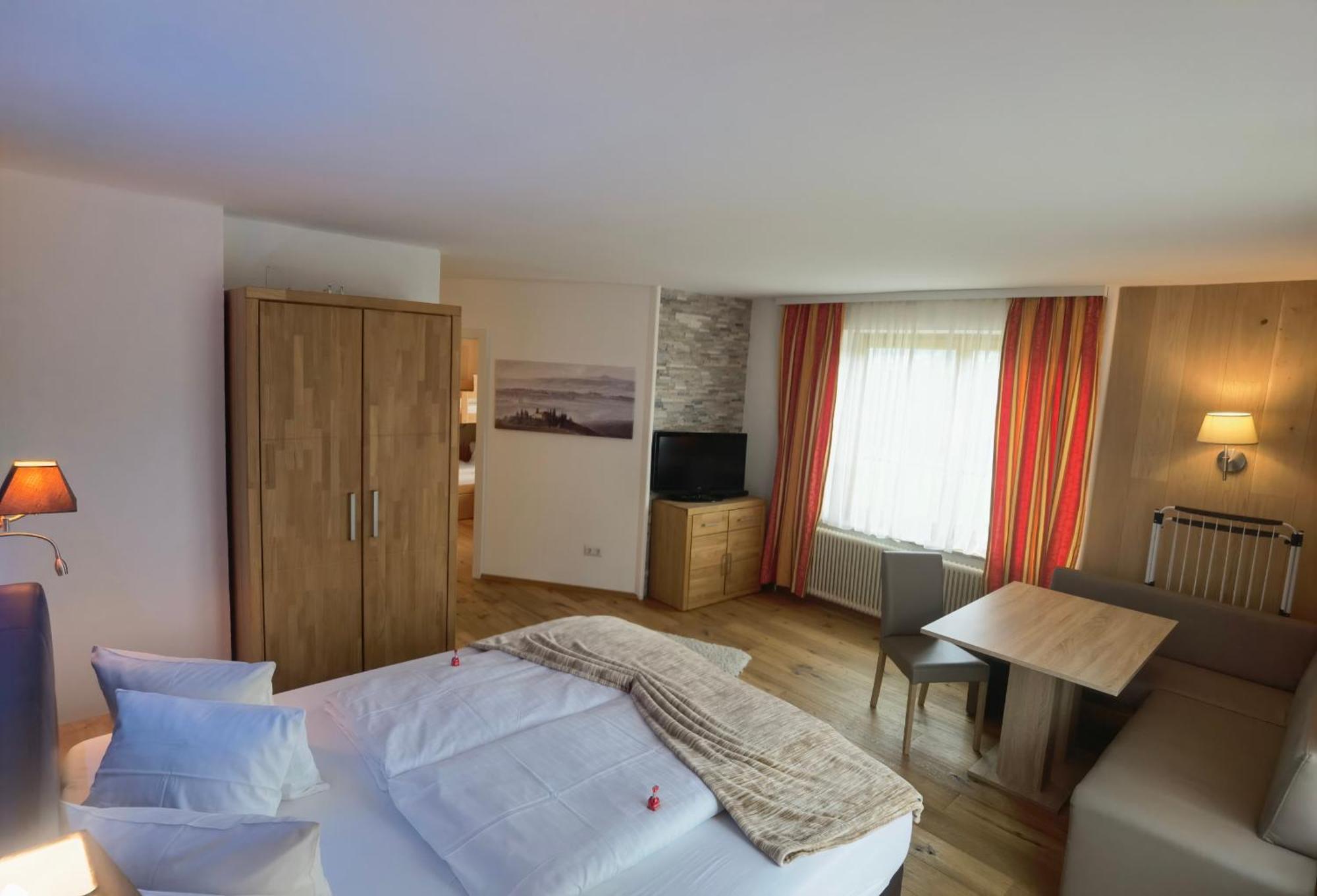 Hotel Kaerntnerhof & Suiten 3 Presseggersee Extérieur photo